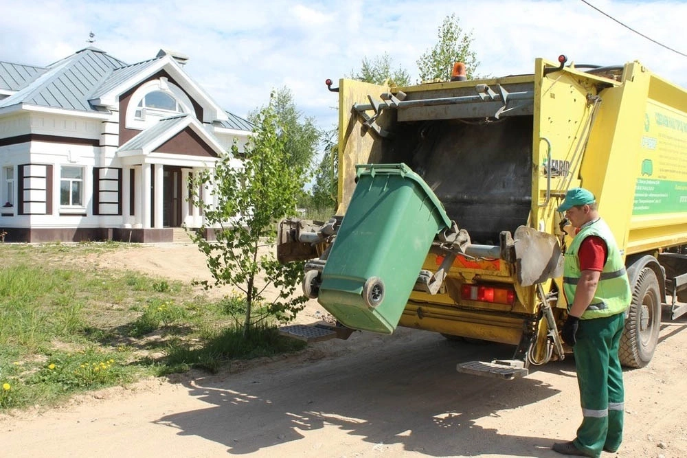Вывоз мусора с дачи СНТ в Сестрорецке от ПроМусор — вывоз дачного и садового мусора, цена от 1691 руб